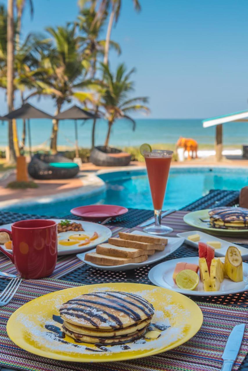 Hotel J Ambalangoda Амбалангода Екстериор снимка